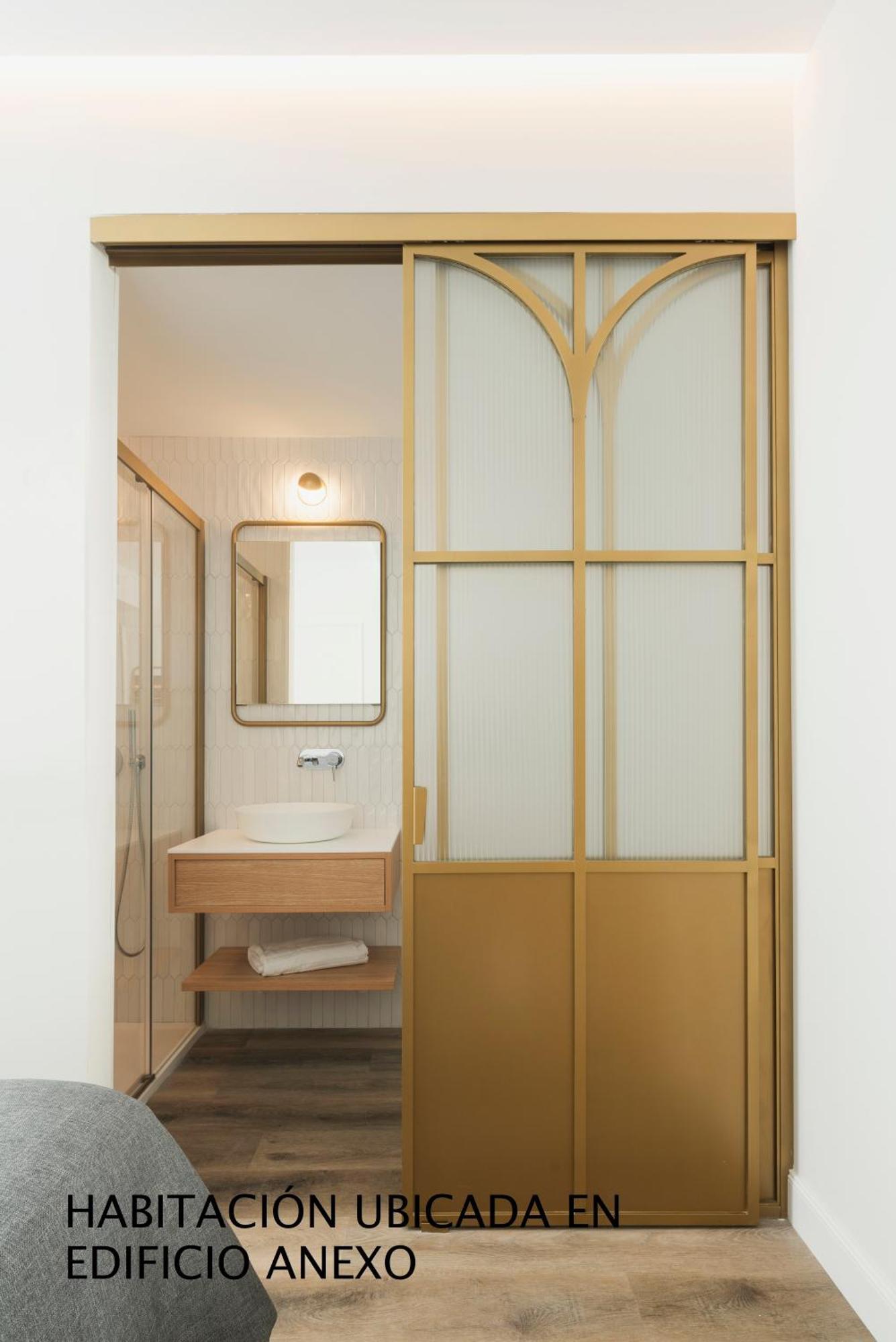 Petit Conqueridor Single Room,1557032977:JPEG